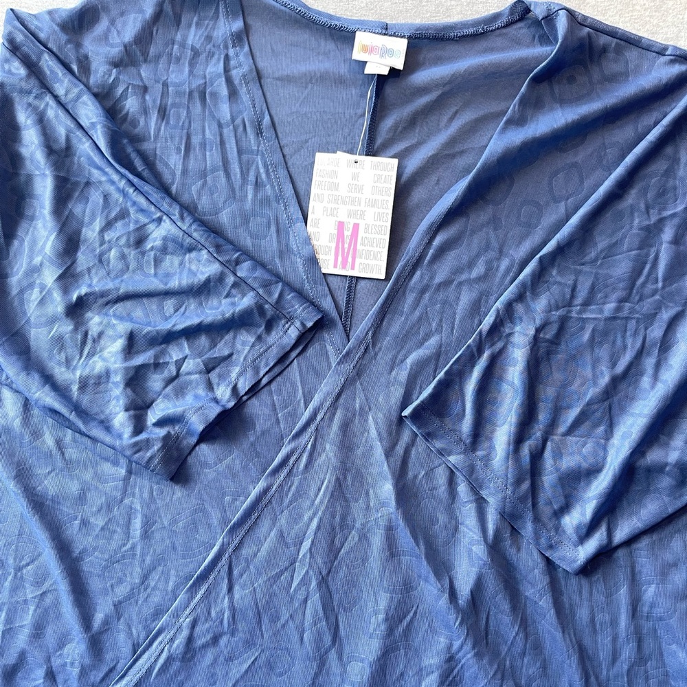 Medium LuLaRoe Lindsay kimono